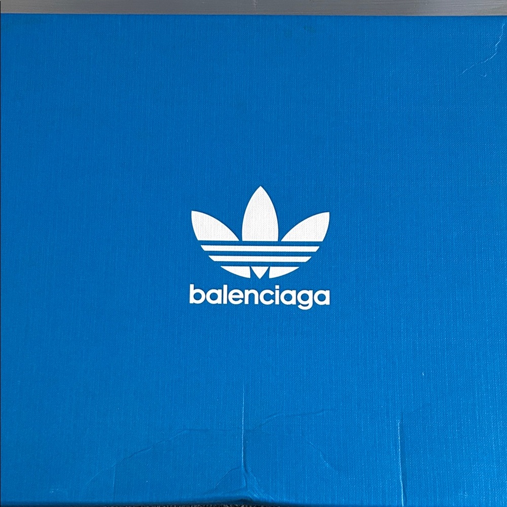 Balenciaga Cream and Black Athletic Shoes - Picture 6 of 8